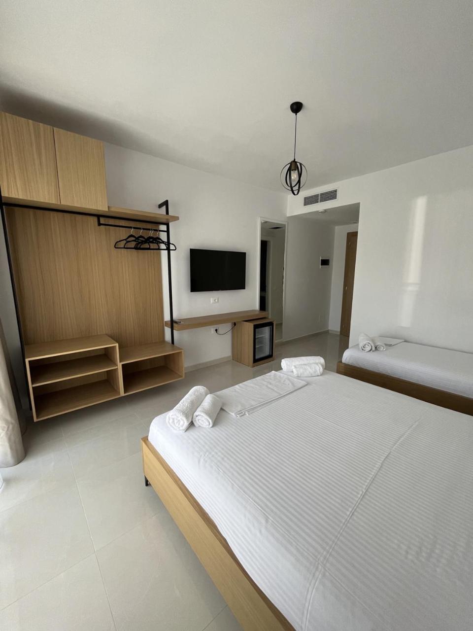 Belsar Hotel Ksamil Esterno foto