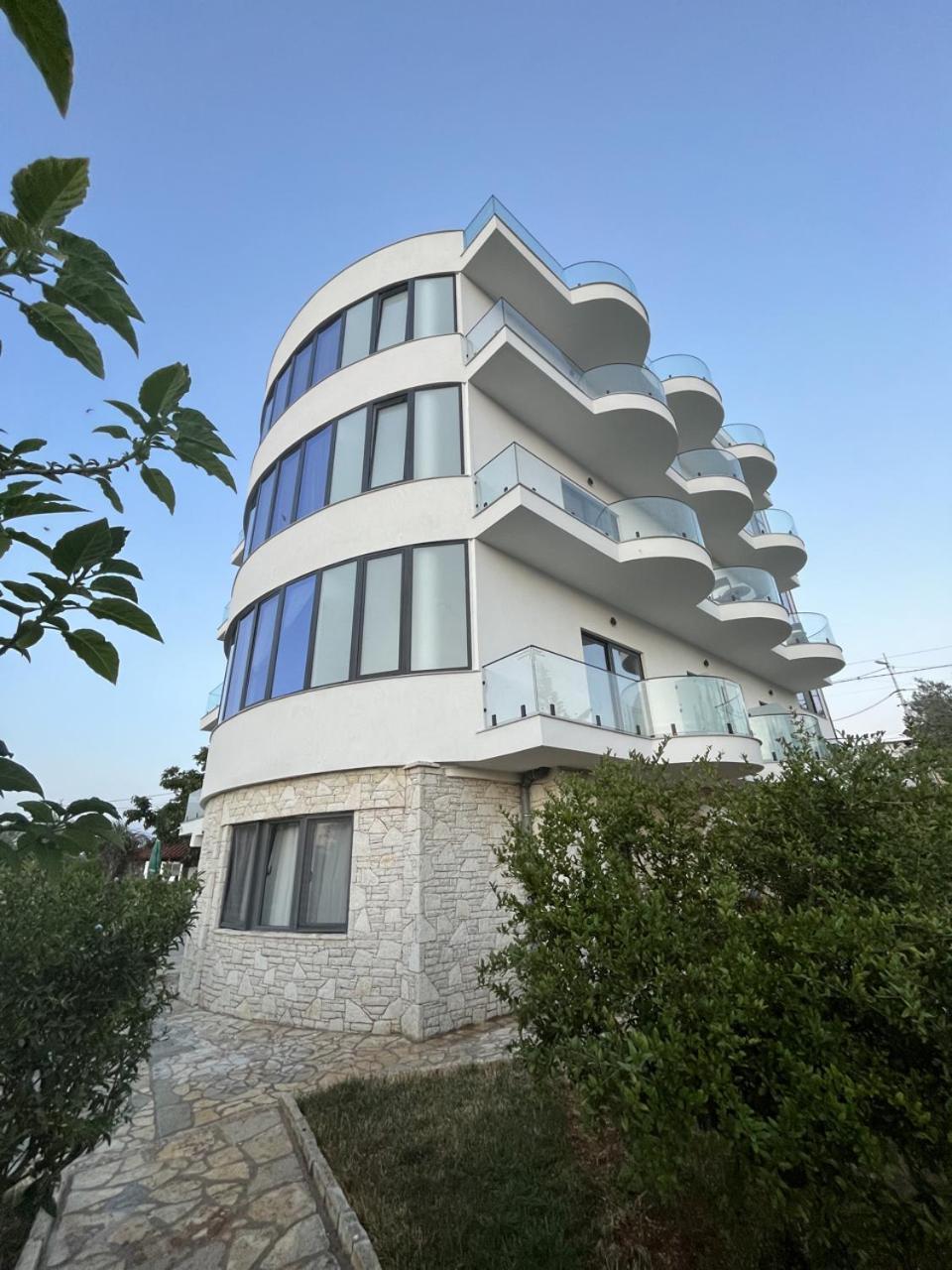Belsar Hotel Ksamil Esterno foto
