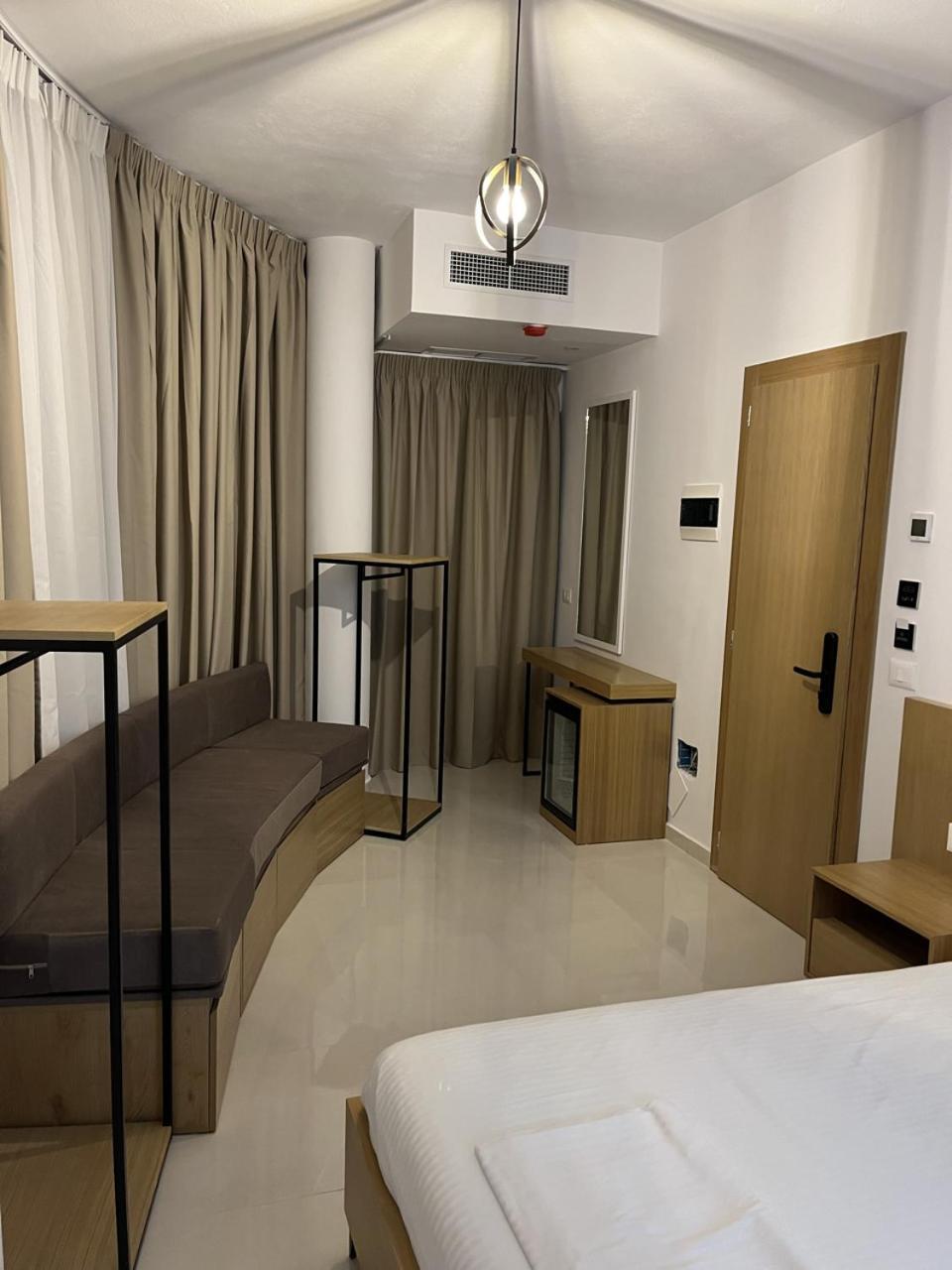 Belsar Hotel Ksamil Esterno foto