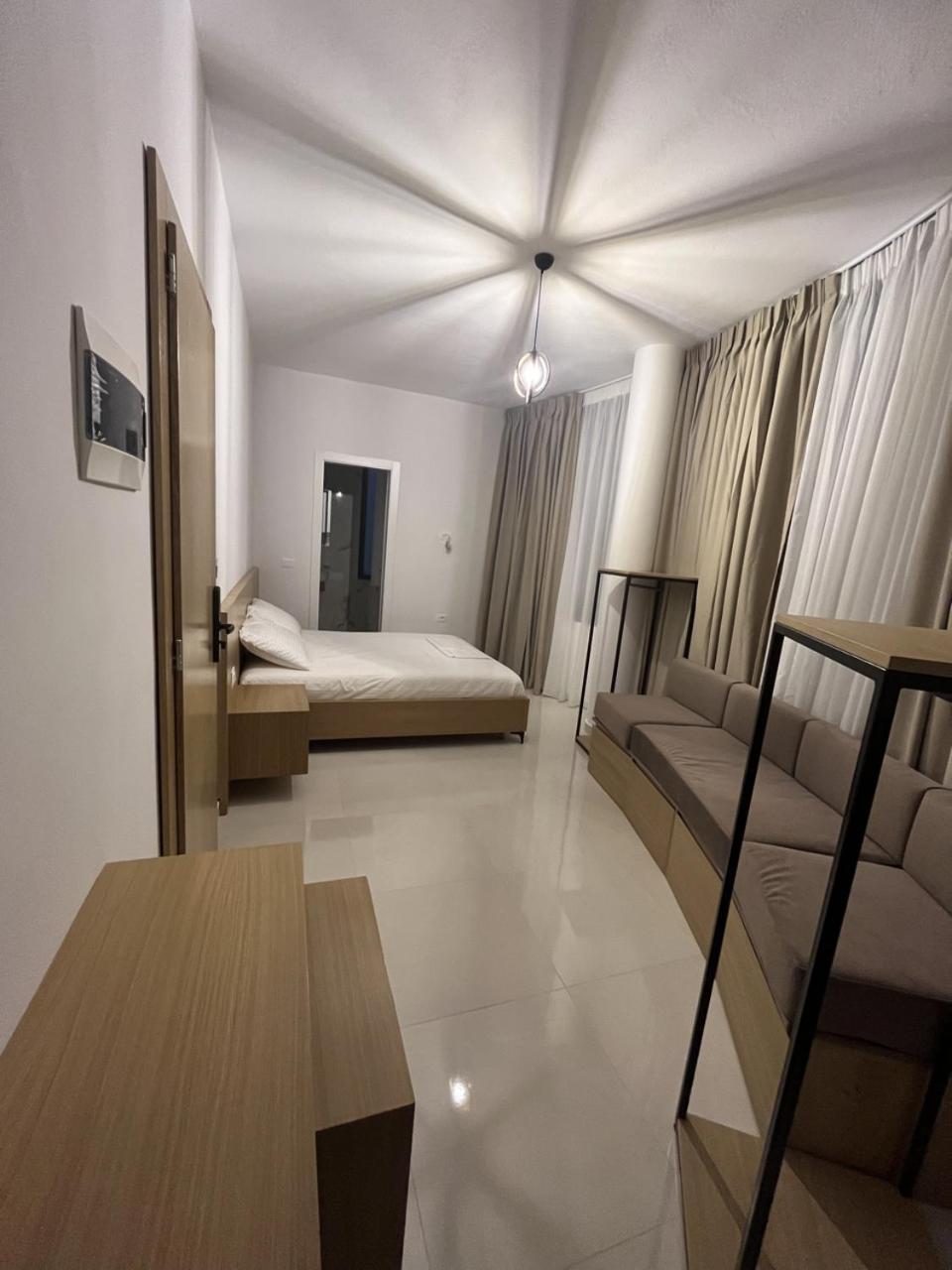 Belsar Hotel Ksamil Esterno foto